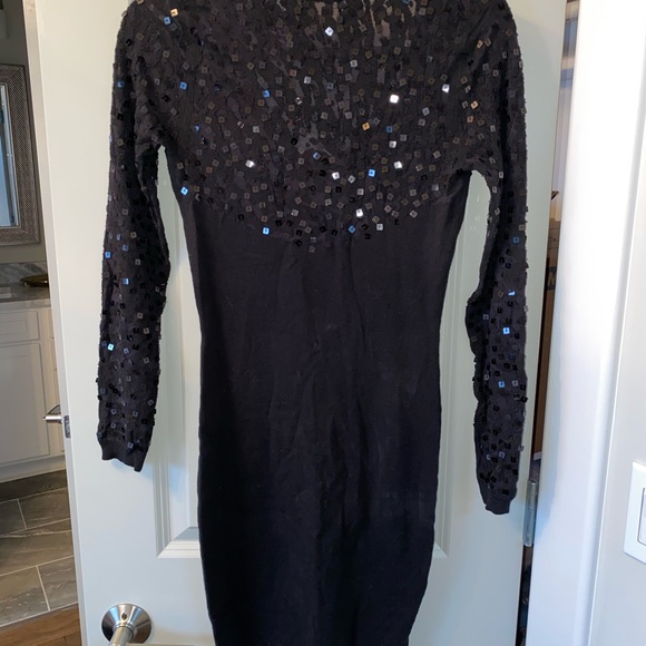 Moda Knit Dress - Picture 5 of 5